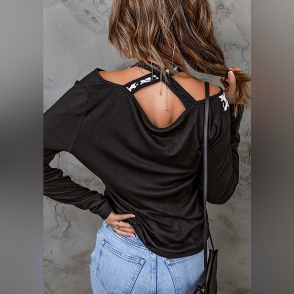 #35 Leopard Print Cut Out Top - Picture 2 of 4